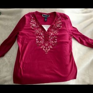 Karen Scott 3/4 sleeve top.  Pink L